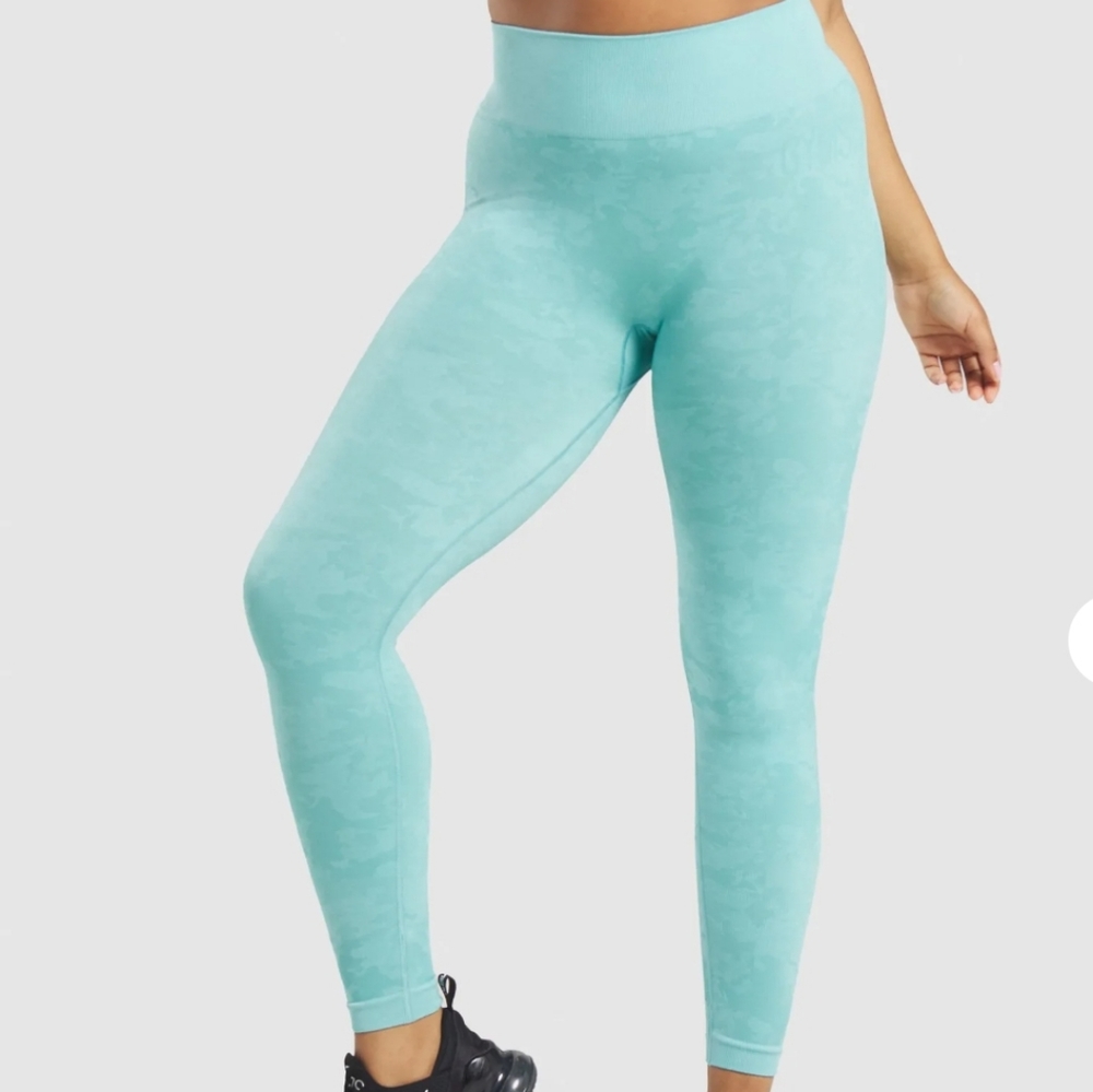 🦈  GYMSHARK ADAPT CAMO SEAMLESS LEGGINGS 🦈 - Picture 3 of 7